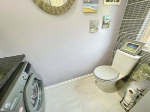 Silcott Street- click for photo gallery
